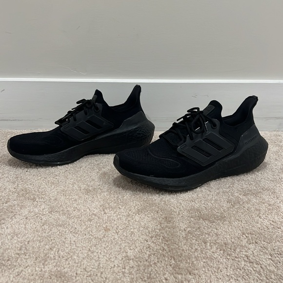 Adidas Ultra Boost 22 Mens size 10 Triple Black GZ0127 - Picture 3 of 7